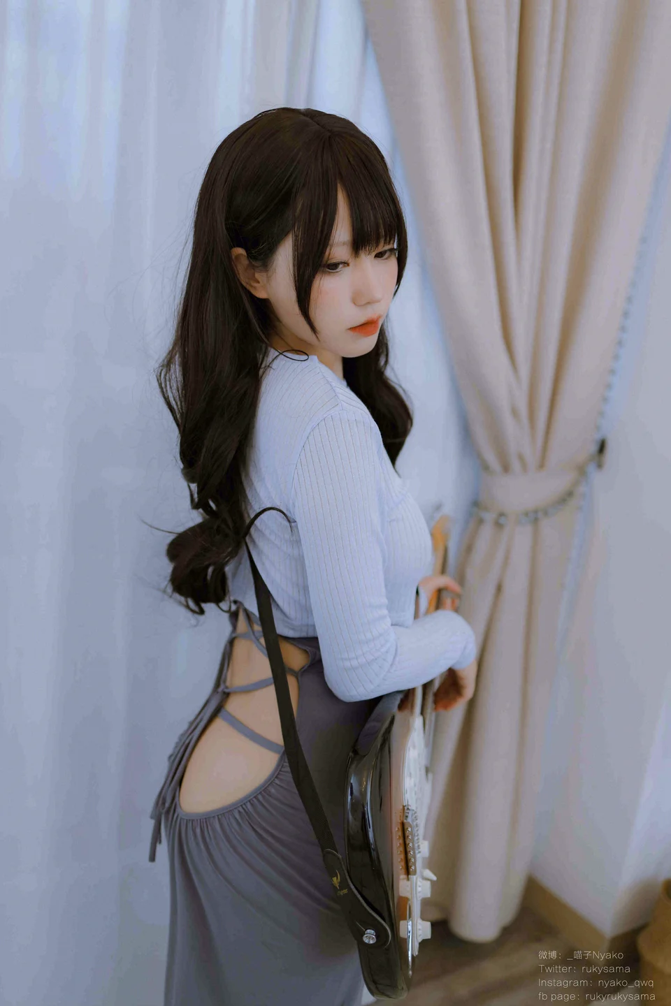 Nyako喵子 - 吉他妹妹 连衣裙 [71P,1V-712MB] tg@simisebaisi 【丝足阁】003.webp